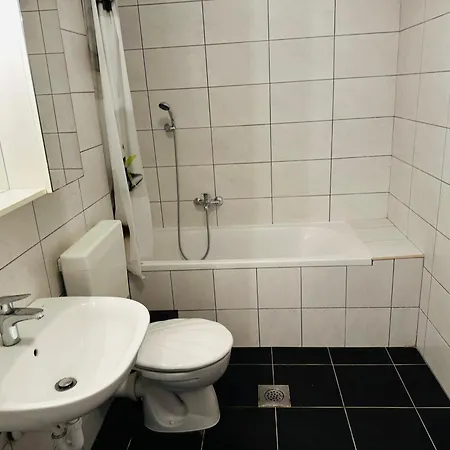 Kamar Apartment *