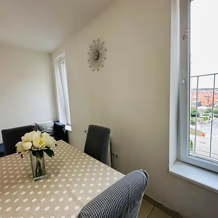 Apartment Kamar *